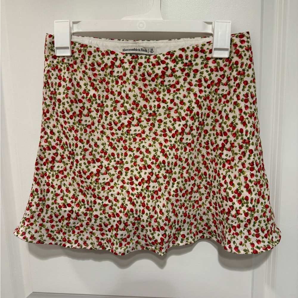 The A&F Sienna Mini Skort